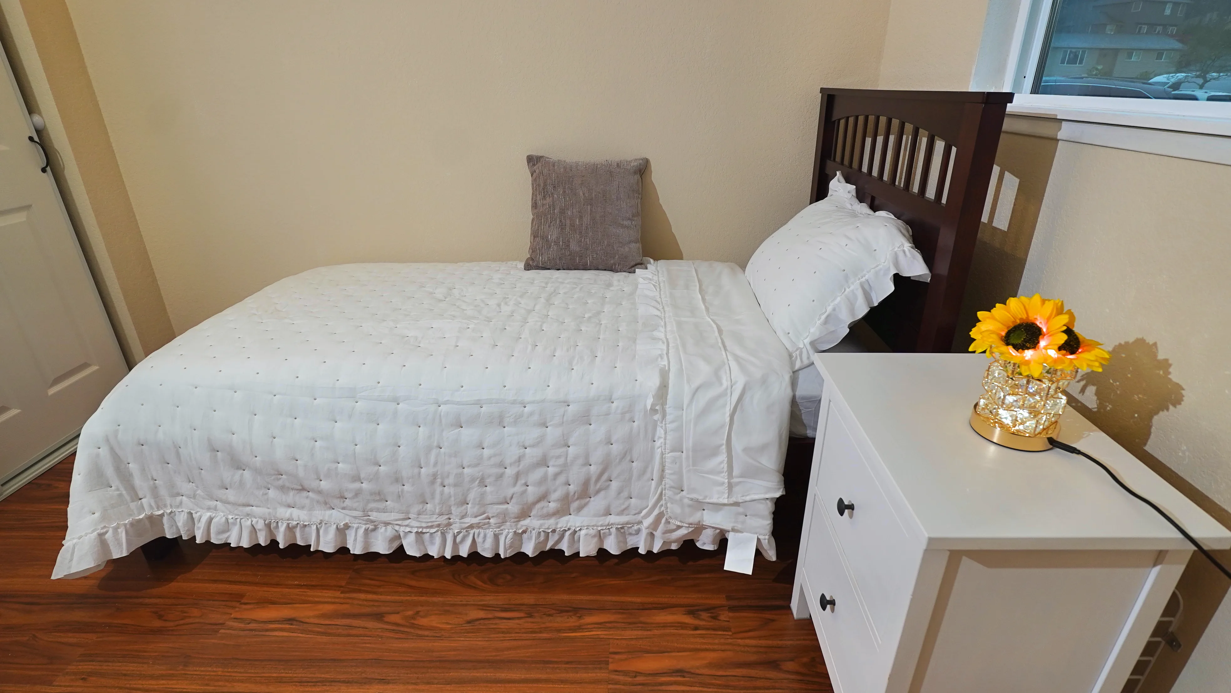 Bedroom with sunflower accents